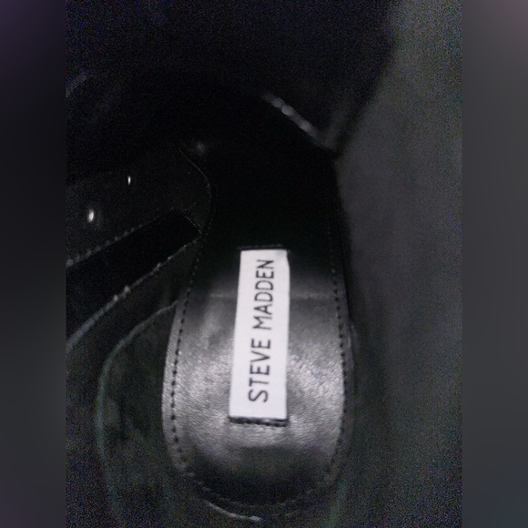 Steve Madden Black Lace-Up Boots With Red Lace Size 7 - Picture 8 of 9